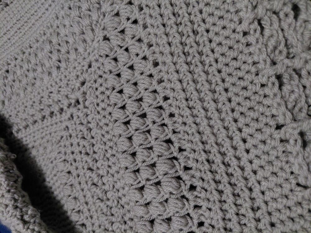 Celtic Style Throw Blanket